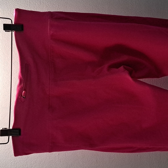 Columbia Pink Omni Wick Capri Leggings - Picture 4 of 6